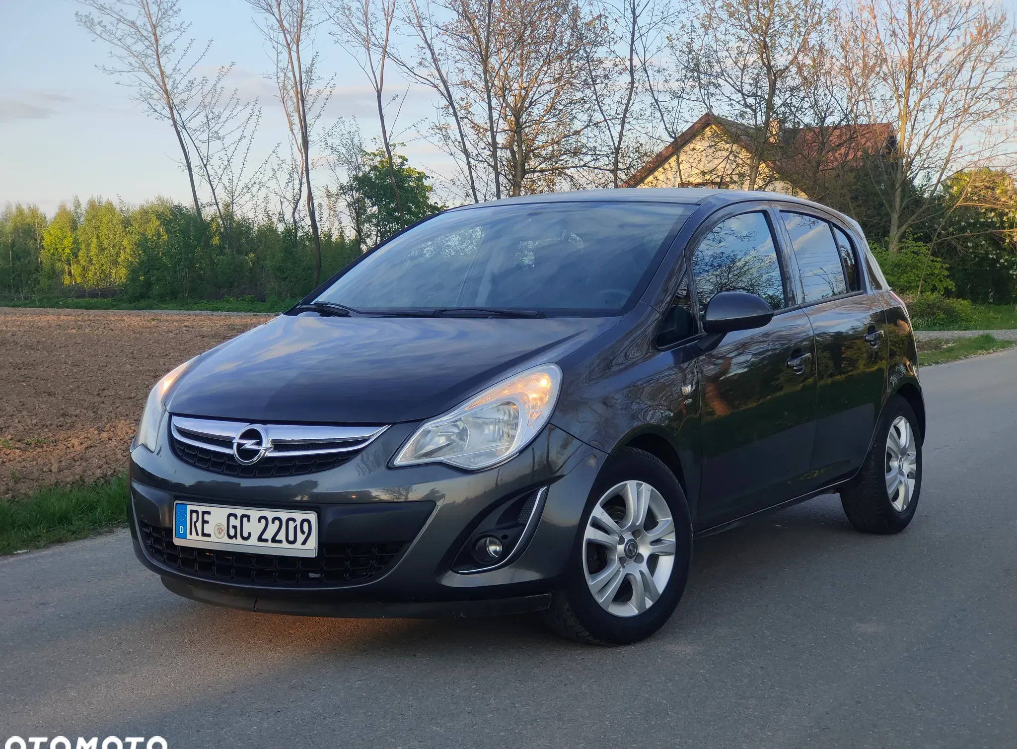 opel corsa Opel Corsa cena 18400 przebieg: 153450, rok produkcji 2011 z Staszów